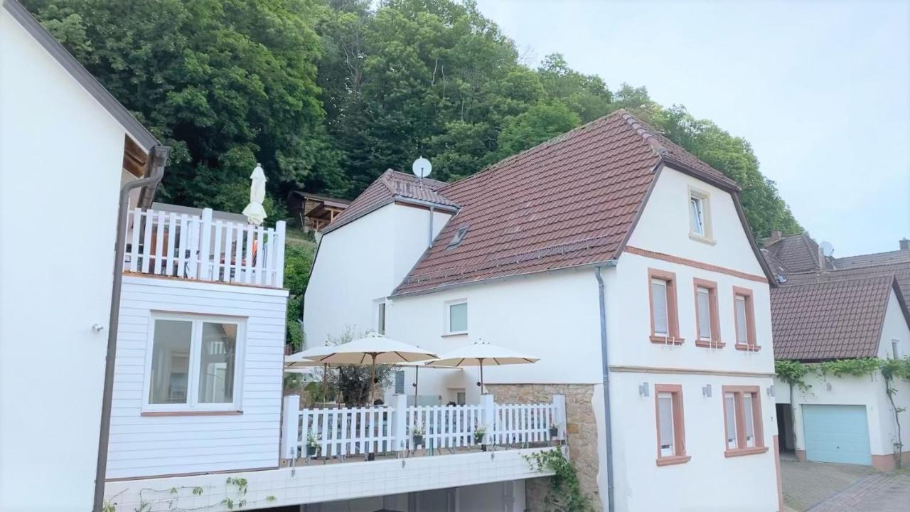 Haus Am Heiner Geissler Platz By Landgasthof Zickler Gleisweiler Exterior foto